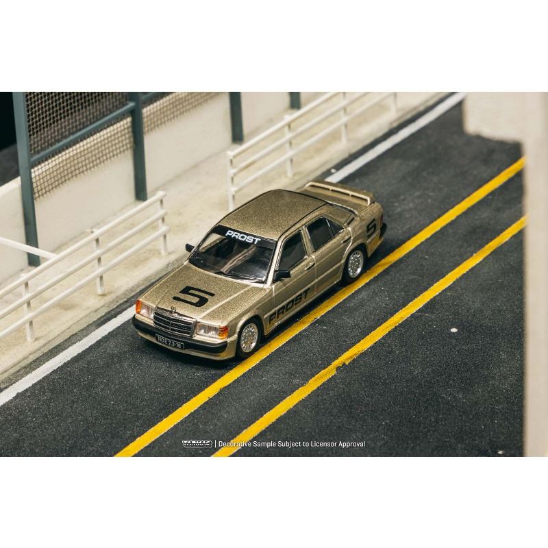Diecast TW 1:64 Scale Benz 190 - Car Care recension och pris